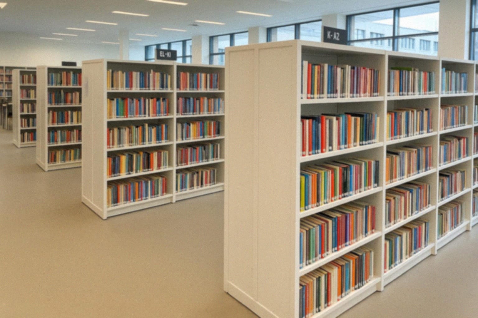 Nowe komputery w Bibliotece Publicznej w Prudniku dzięki programowi „Kraszewski. Komputery dla bibliotek”