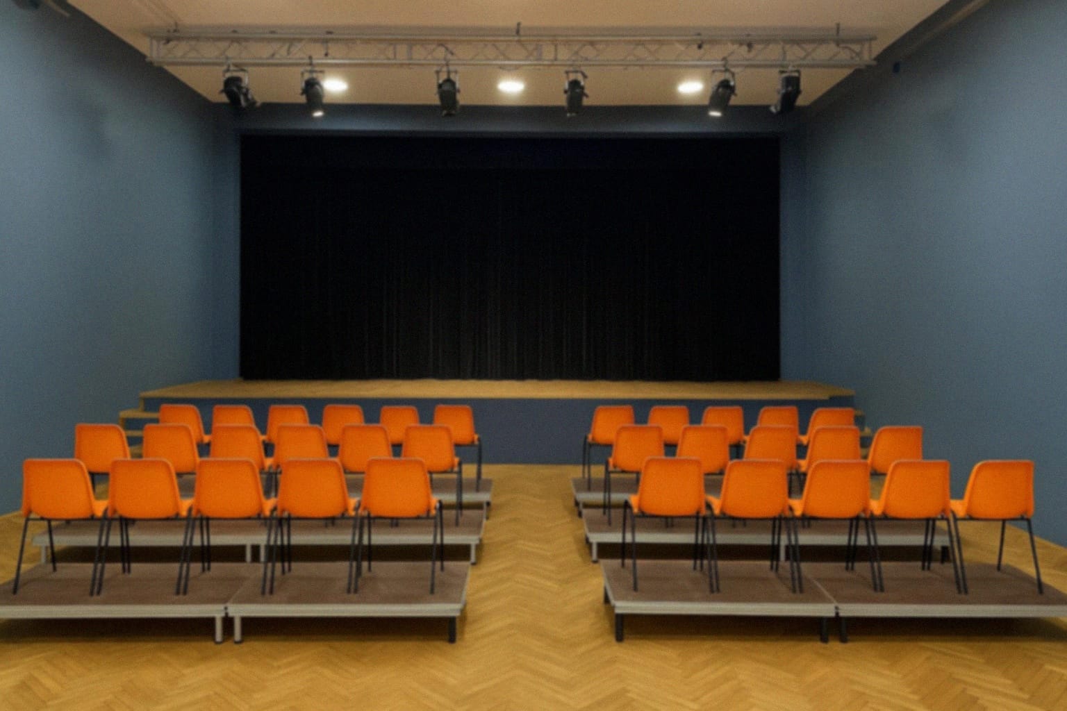 Spotkanie autorskie z prof. Karolem Maliszewskim w Prudniku